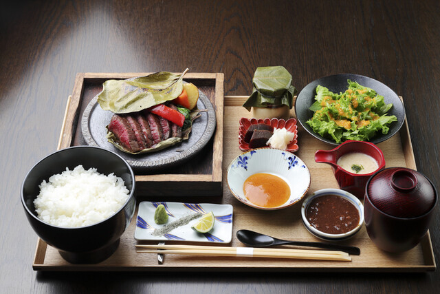 Japanese cuisine Tekisui: Private Rooms with Garden Views — 2