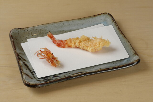 Tempura Tenko Honten: Tempura-Omakase am Tresen — 5