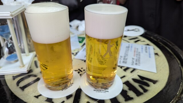 Beer Stand Shigetomi: eine Meisterklasse im Bierzapfen — 1