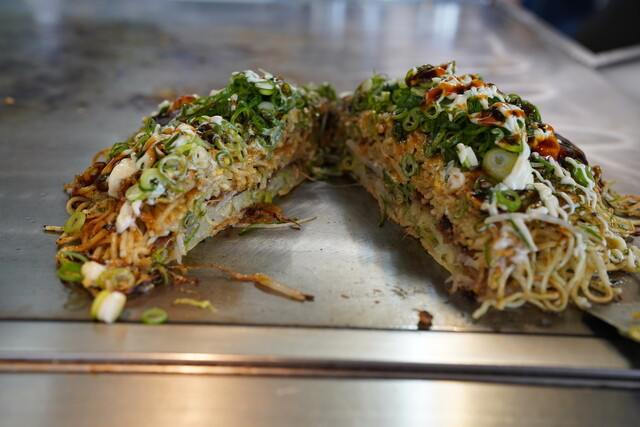 Okonomiyaki Hasshou: Classic Hiroshima-Style Okonomiyaki — 3