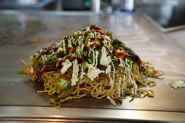 Okonomiyaki Hasshou: Classic Hiroshima-Style Okonomiyaki — 2