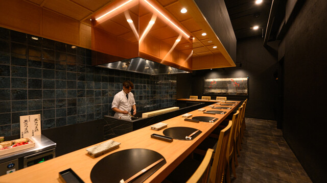 Yakitori Takase: Edelhuhn vom Binchōtan-Grill — 4