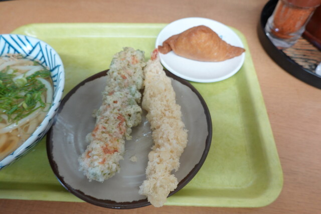 Udon Sakaeda: Sanuki-Udon zur Selbstbedienung mit Iriko-Dashi — 3