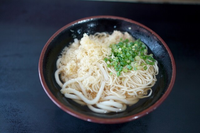 Matsushita Seimensho: Udon zur Selbstbedienung in der Nudelfabrik — 1