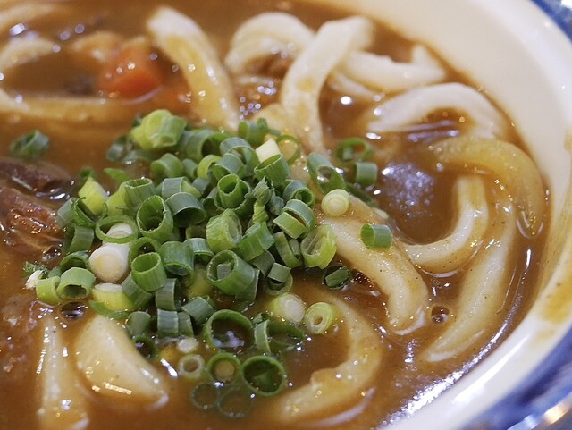 Teuchi Udon Tsurumaru: handgemachte Curry-Udon bis 2 Uhr — 2