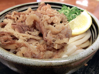 Mendokoro Wataya Marugame ten: Rindfleisch-Udon zur Selbstbedienung — 4