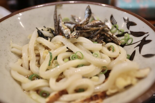 Oshima Udon: Selbstbedienungs-Udon ab 6 Uhr morgens — 3