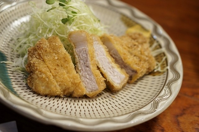 Aji no Katsueda: Tonkatsu und das berühmte Champon — 5