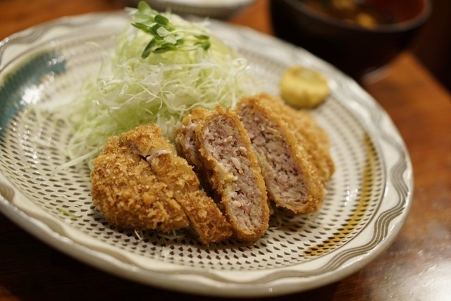 Aji no Katsueda: Tonkatsu und das berühmte Champon — 4