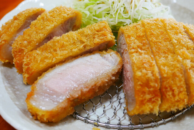 Yoshii Tohachi: Tokyo-X-Schwein, im Ganzen verarbeitet — 5