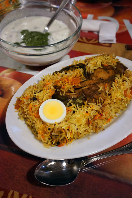 Zaeka: Preisgekröntes pakistanisches Biryani & Naan — 5
