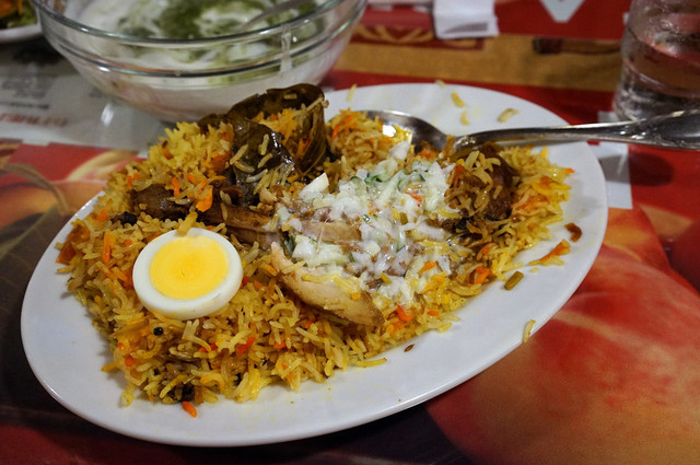 Zaeka: Preisgekröntes pakistanisches Biryani & Naan — 3