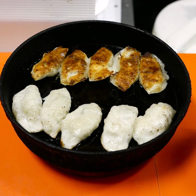 Goju Ban: Gyoza aus der Eisenpfanne nach Kurume-Art — 5