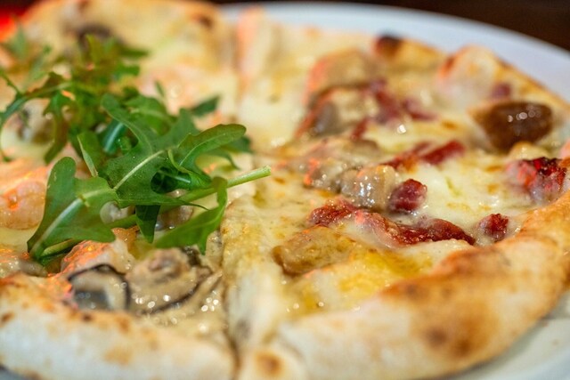 Pizzeria da Ciruzzo: Authentische neapolitanische Pizza — 5