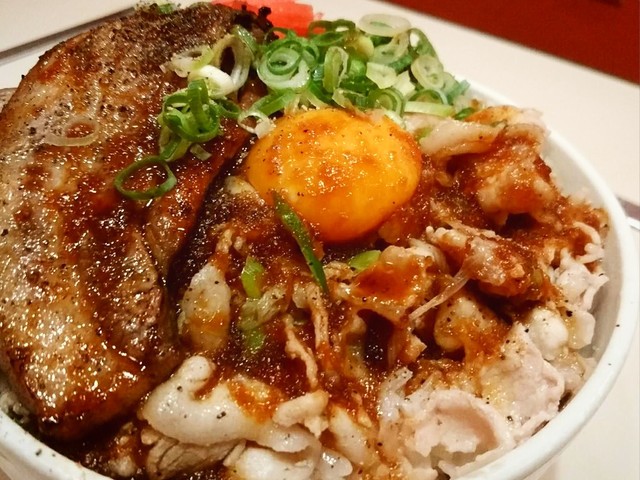Buta Mania Don Inadaya San: Schweinefleisch-Donburi vom Holzkohlegrill — 2