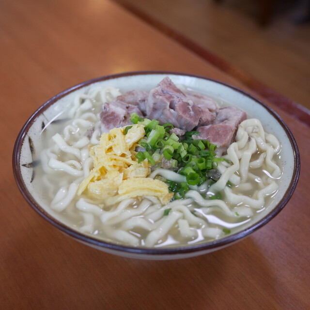 Takaesu Soba: Okinawa-Soba mit zartem Yushi-Tofu — 4