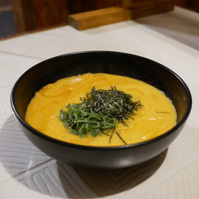 Hitoshi Honten: Blauflossenthun und Inselküche im Izakaya — 4