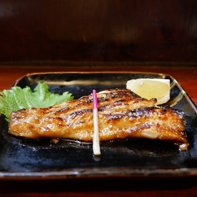 Aso: Mittagsmenüs mit gegrilltem Fisch — 1