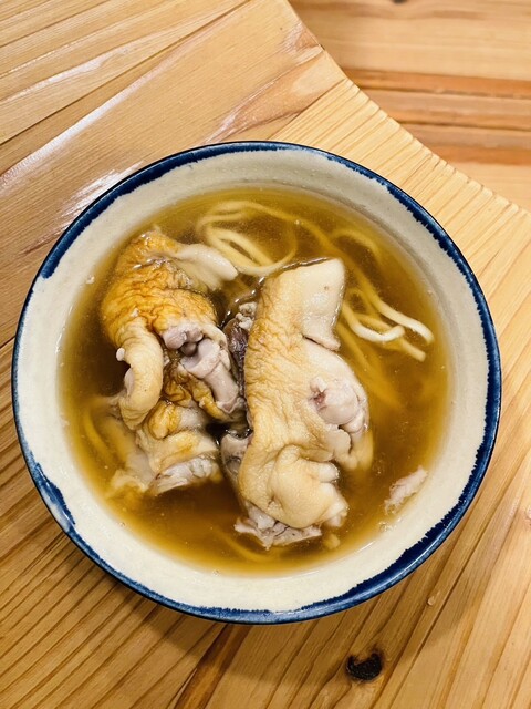 Naha Soba Dokoro Takaramachi Ga: Okinawa-Soba im alten Wohnhaus — 4